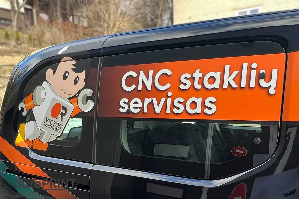 Lengvieji automobiliai – apklijavimas reklama, autoPRINT darbas