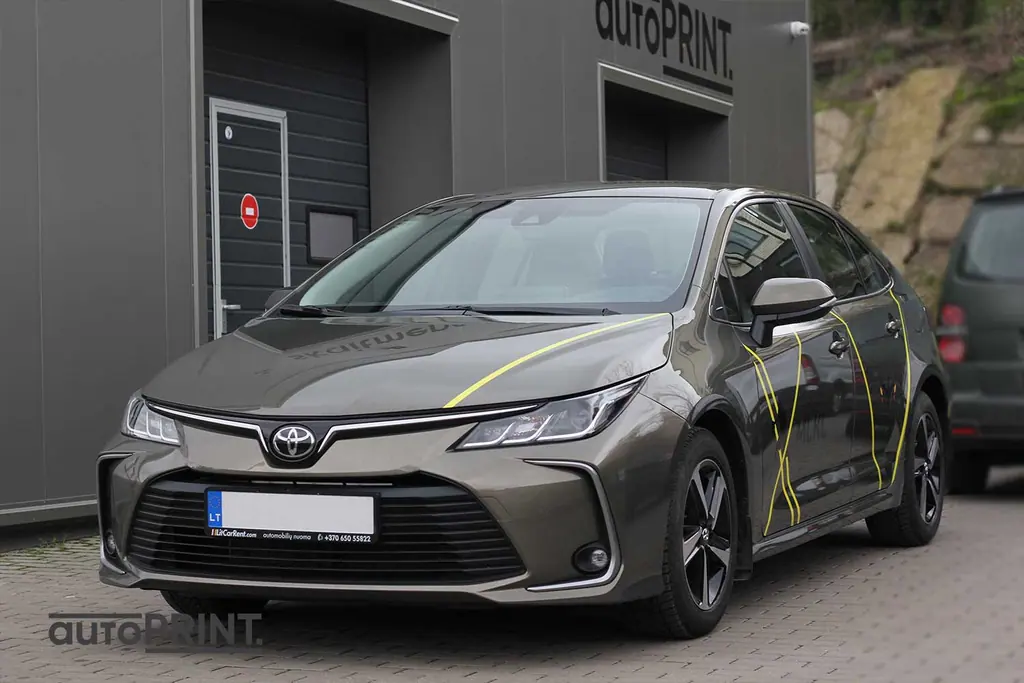 Lengvieji automobiliai – apklijavimas reklama, autoPRINT darbas